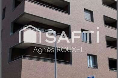 Garage  12400 €