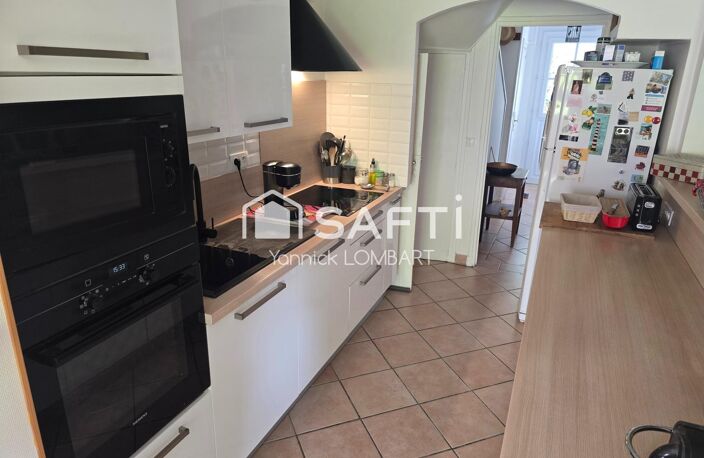 Maison 107 m² habitables avec dépendances — photo 4