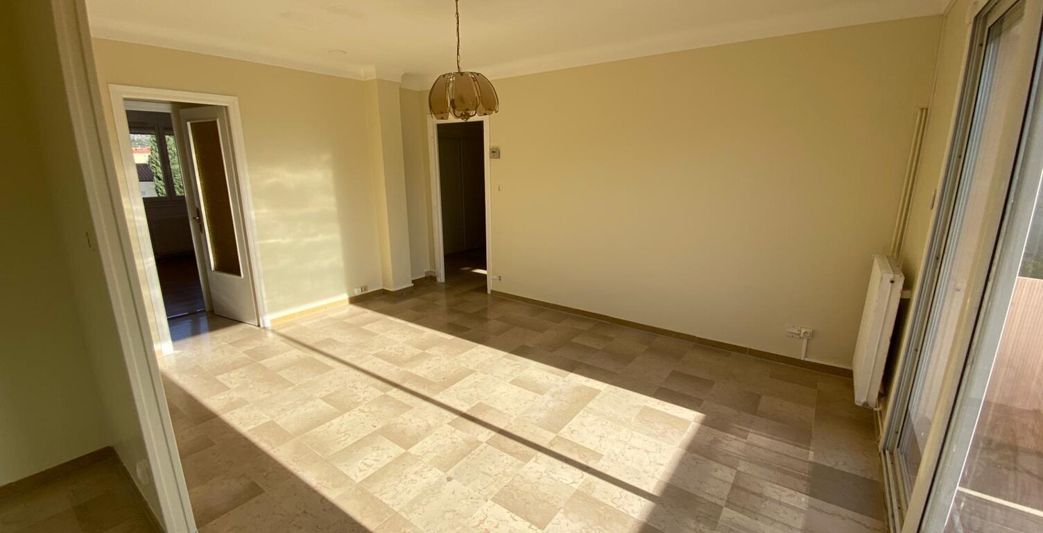 Location appartement 3 pièces 66 m² à Ille-sur-Têt (66130) — photo 1
