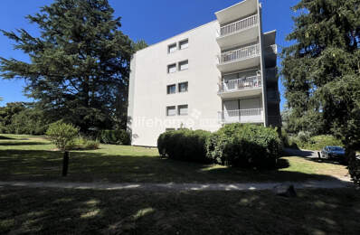 T4 lumineux avec balcons et vues sur les massifs à Eybens — photo du bien