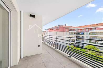 Appartement  490000 €