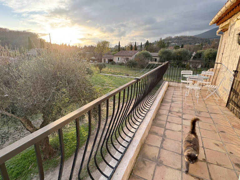 Chateauneuf dans villa, 3 pièces meublé à louer à l'année — photo 1