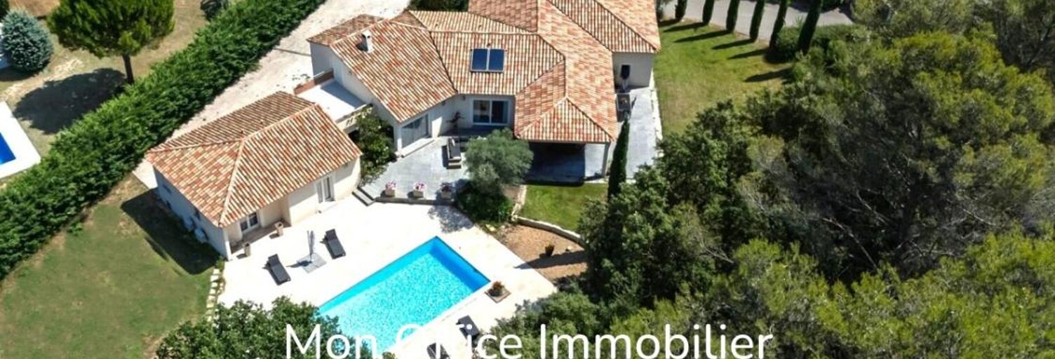 Maison 8 Pièces 220 m² à vendre à Simiane-Collongue (13109)