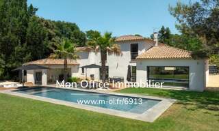 Maison 5 Pièces 250 m² à vendre à Aix-en-Provence (13090)