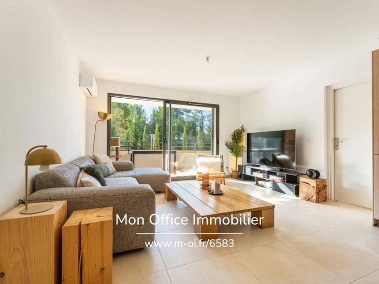 Référence : 6583-ABO. - Appartement récent et lumineux, 2 pièces, Terrasse + Parking privatif — photo 1