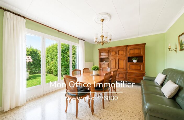 Référence : 7027-MAC - Maison 3 chambres avec jardin et garage — photo 2