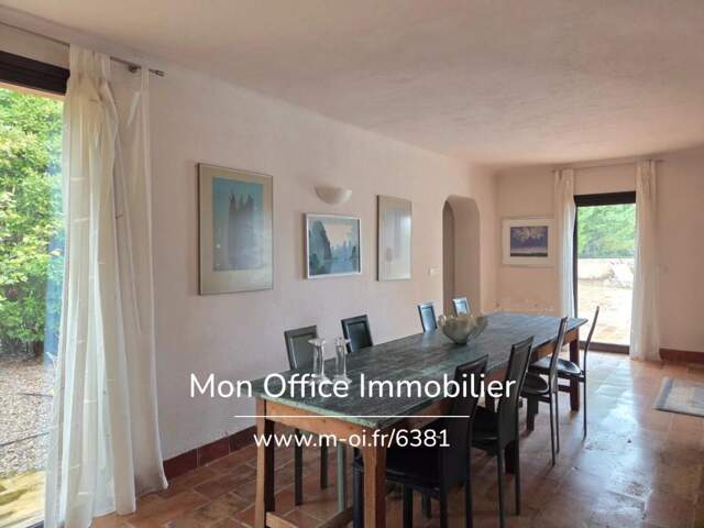 Référence : 6381-NGU. - Maison 12 pièces 376 m2 — photo du bien