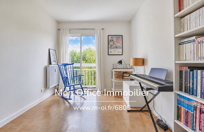 Référence : 6805-TLE. - ST Jérome - Appartement 4 pièces Rénové de 96 m2 - Ascenseur - Balcon - Résidence Sécurisée — photo 5