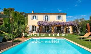 Maison 8 Pièces 211 m² à vendre à Bouc-Bel-Air (13320)
