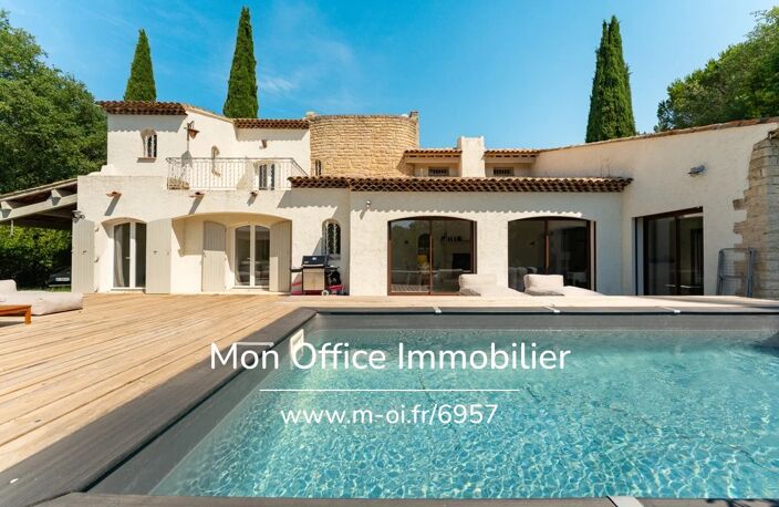 Référence : 6957-PEL - Puyricard – Villa de caractère au cœur d’un parc arboré de 5 829 m² avec piscine — photo 2