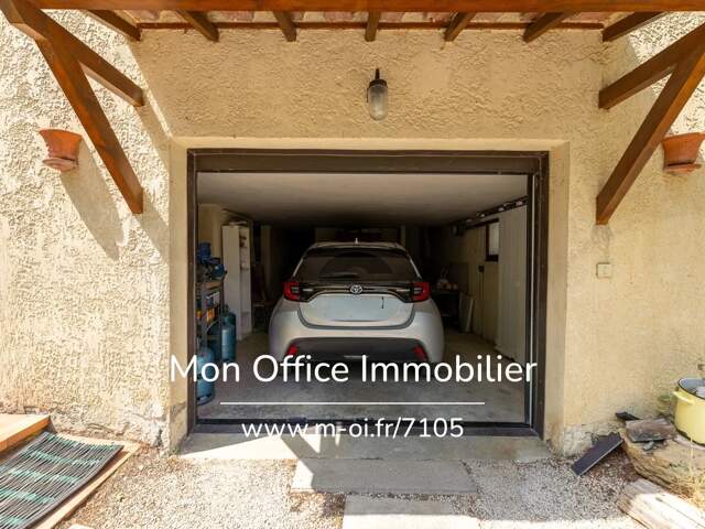 Référence : 7105-YAN - Maison 4 pièces avec garage — photo du bien
