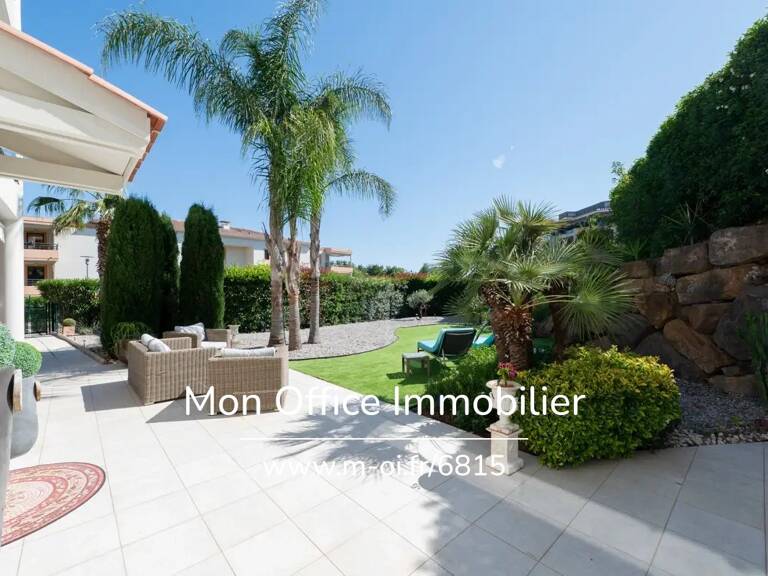 Référence : 6815-SIC. - Grand appartement avec magnifique jardin — photo 1