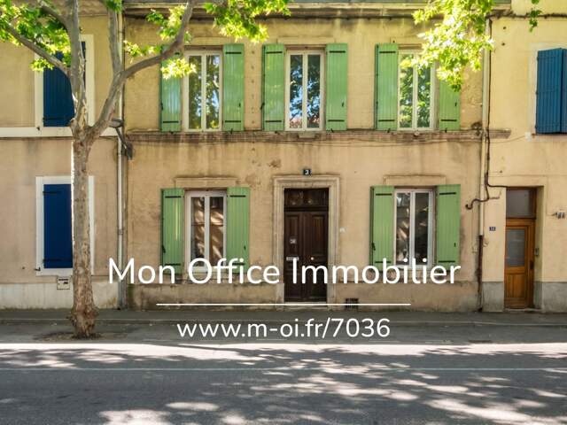 Référence : 7036-CDI - Grande maison de ville avec cour intérieure et fort potentiel — photo du bien