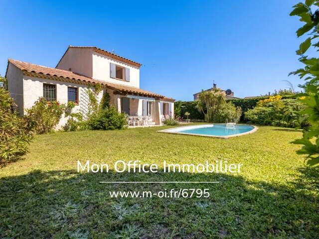 Référence : 6795-PAN. - Maison 5 pièces de 115 m² avec piscine et garage — photo du bien