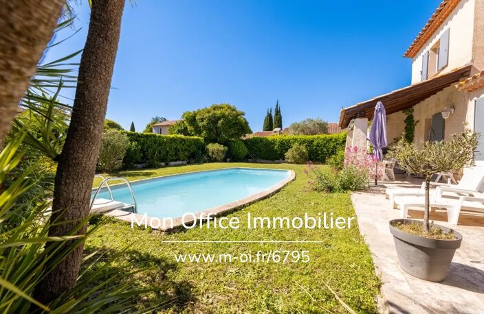 Référence : 6795-PAN. - Maison 5 pièces de 115 m² avec piscine et garage — photo 3