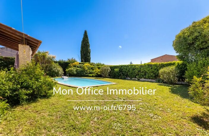 Référence : 6795-PAN. - Maison 5 pièces de 115 m² avec piscine et garage — photo 4