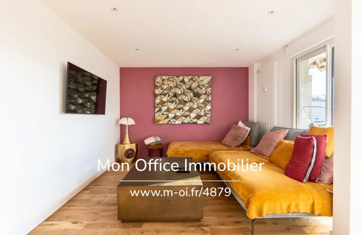 Référence : 6196-MCO. - Exclusivité Appartement 4 pièces rénové de 96 m² avec terrasse, vue parc et mer — photo 4