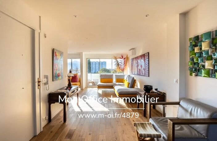Référence : 6196-MCO. - Exclusivité Appartement 4 pièces rénové de 96 m² avec terrasse, vue parc et mer — photo 5