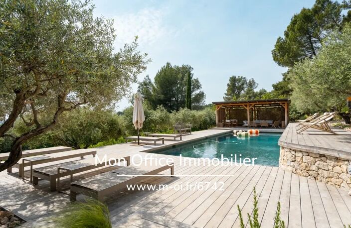 Référence : 6742-NGU. - Villa 8 pièces 340m2 - vue exceptionnelle - Piscine - 6 chambres en suites — photo 2