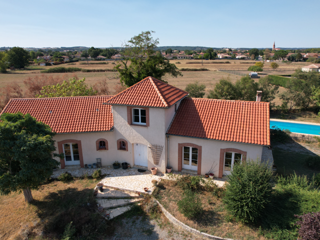MAISON DE CHARME 185 m2 - 2487 m2 ou plus - VUE PYRÉNÉES - F — photo du bien