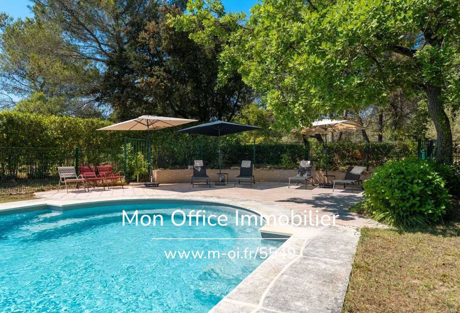 Référence : 7207-NGU. - Maison 10 pièces - 8 chambres - Jacuzzi, Piscine, Salle de Cinema - Village à pied — photo 1