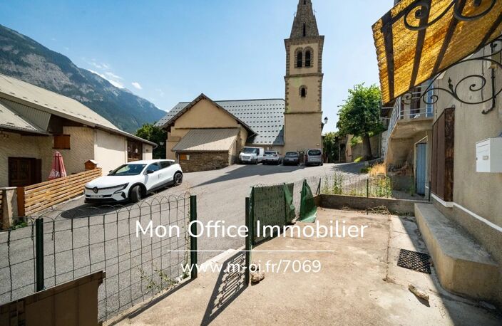 Référence : 7069-MTE - Maison 220 m² à rénover - centre village — photo 4