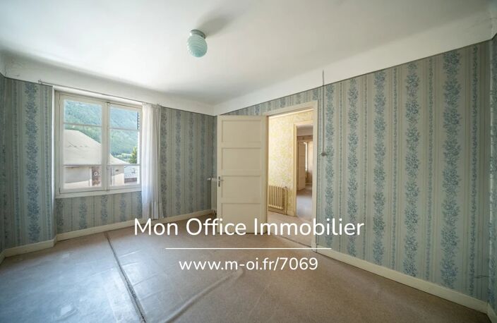Référence : 7069-MTE - Maison 220 m² à rénover - centre village — photo 5