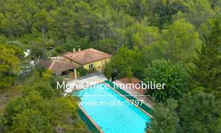 Maison 5 Pièces 140 m² à vendre à Auriol (13390)