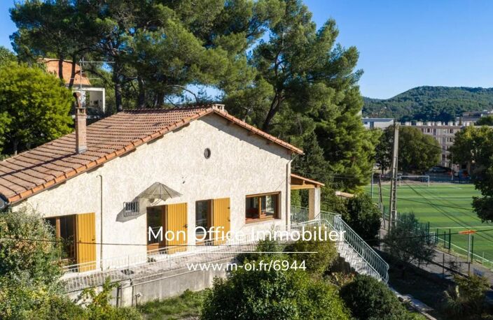 Référence : 6944-DVI. - Rare à la vente ! Plain-pied 5 pièces, 100 m² avec vue dominante sur 598 m² piscinables, au pied de la Torse — photo 2