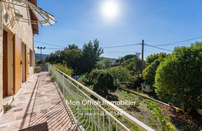 Référence : 6944-DVI. - Rare à la vente ! Plain-pied 5 pièces, 100 m² avec vue dominante sur 598 m² piscinables, au pied de la Torse — photo 4