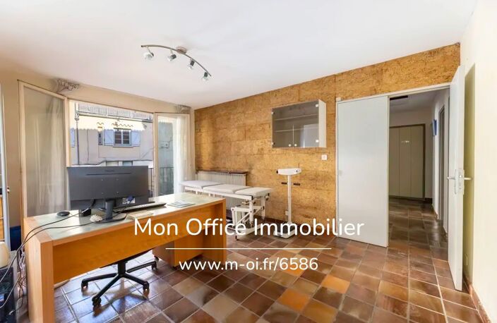 Référence : 6586-DVI - Aix Centre – Appartement T3 avec balcon, ascenseur et stationnement ! — photo 3