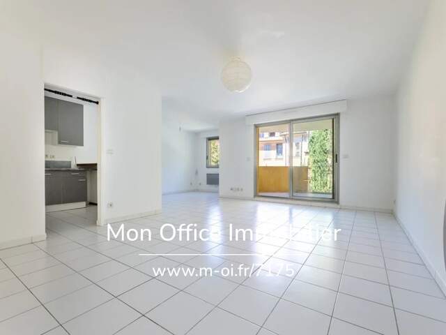 Référence : 7175-ETH - Appartement - T3 - Ascenseur - Terrasse - Garage - Centre ville historique — photo du bien