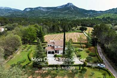 Maison 6 pièces 899000 €