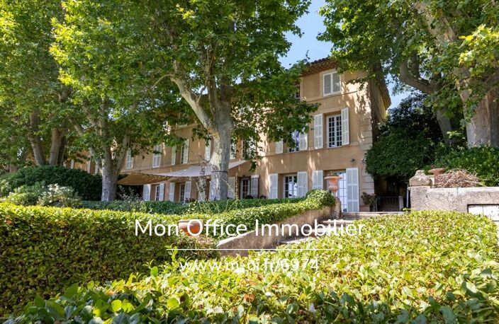 Référence : 6974-TLE - Aix en Provence - Bas de Bastide - XIX e siècle - 7 pièces - Proche centre ville - Piscine - Pool house- Vue dégagée — photo 3