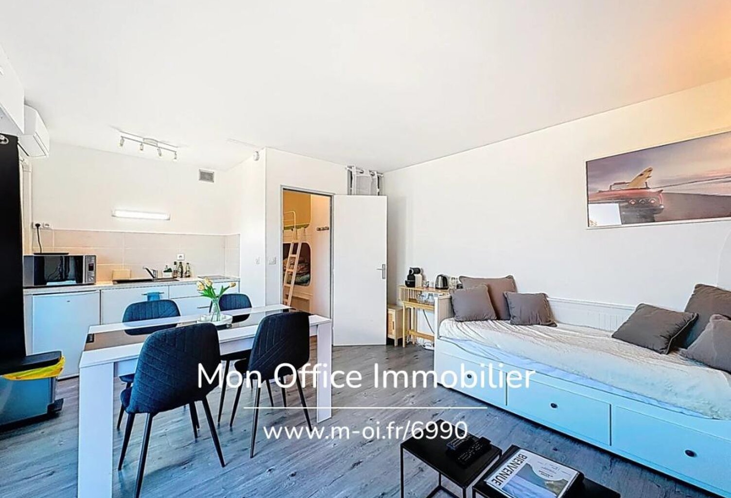 Référence : 6990-LES. - STUDIO CABINE VUE MER RÉNOVÉ À VENDRE À CAVALAIRE SUR MER — photo 1