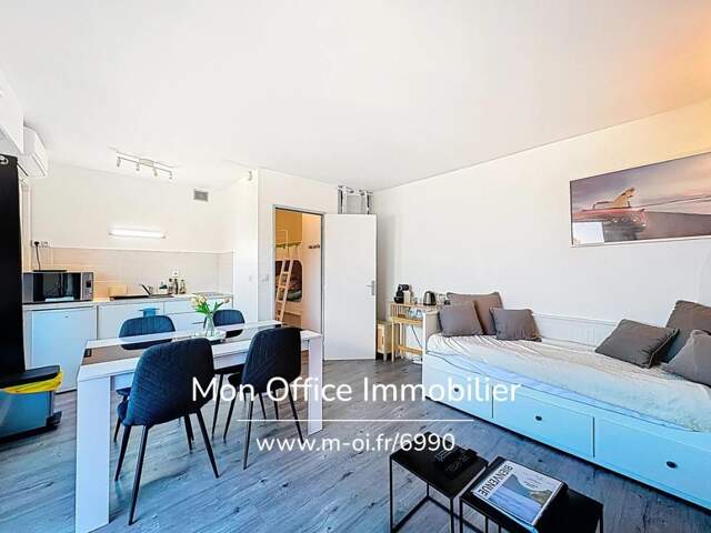 Référence : 6990-LES. - STUDIO CABINE VUE MER RÉNOVÉ À VENDRE À CAVALAIRE SUR MER — photo du bien