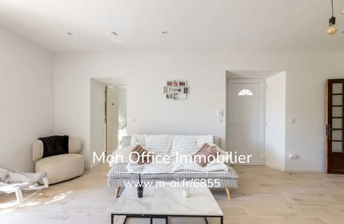 Référence : 7086-ETH - Exclusivité - Appartement -  T2/3 - Rénové - Jardin - 2 places de parking - Aix-en-Provence — photo 2