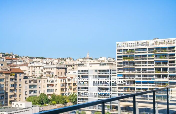 Référence : B487432-AMA - Appartement T4 - Terrasse - Vue dégagée - Carré d'or — photo 2