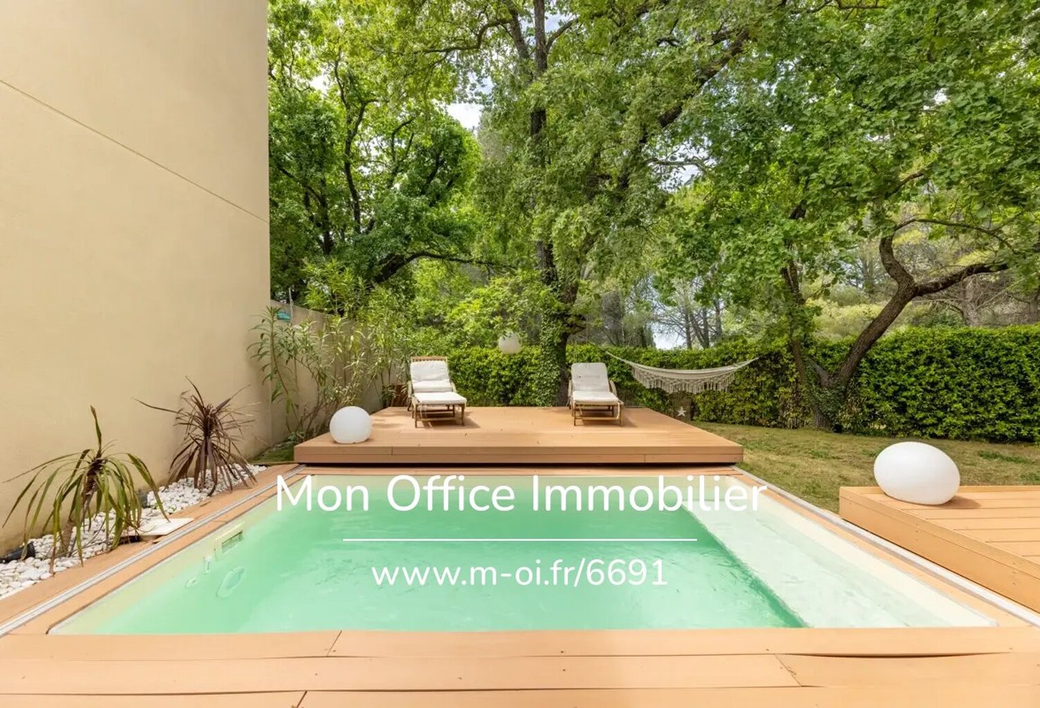 Référence : 7075-ABO - Saint-Cannat – Maison récente de 5 pièces avec jardin, piscine, garage + 3 places de stationnement privatives — photo 1
