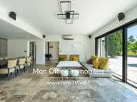 Référence : 6840-DVI -  Villa contemporain de plain-pied, piscine 5 x 12 m, studio indépendant, parc de 4 500 m² — photo 4