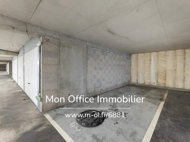 Référence : 6881-RVF. - Parking Boxable - Secteur Arenc/Joliette — photo du bien