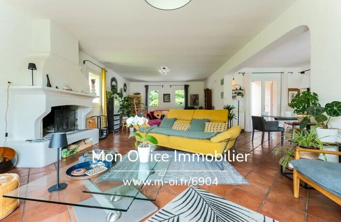 Référence : 6904-DVI - Maison 5 pièces dont 2 suites parentales 190 m2,  agrandissement possible, terrain de 4 700m2 — photo 5