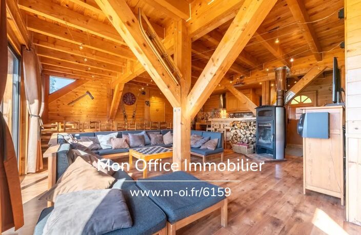 Référence : 7078-MBE. - Chalet 330m² - 7 chambres - Salle Cinéma et Danse — photo 5
