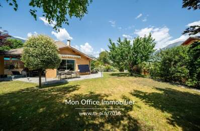 Référence : 7015-EBO. - Maison 4 pièces 96 m2 habitable et 160 m2 au sol avec jardin proche plan d'eau — photo du bien