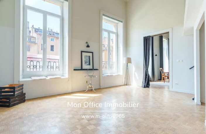 Référence : 6965-RVF - Appartement T5 - Cours Estienne d'Orves — photo 3