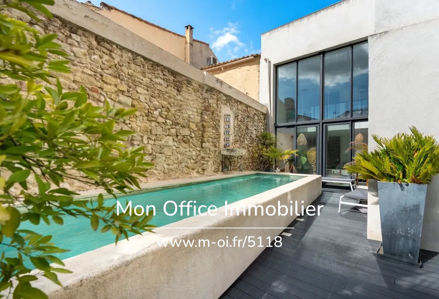 Référence : 6441-SKA - Vente Maison de village rénovée-prestations haut de gamme-piscine — photo 1