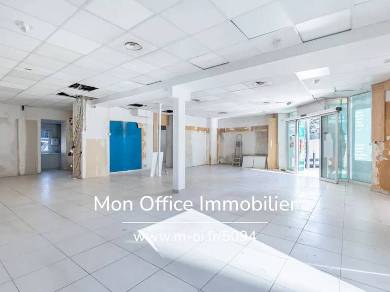 Référence : 5848-MCO. - Exclusivité Local Professionnel d’une surface de 117 m2  + cave de 26 m2 idéalement situé — photo 1