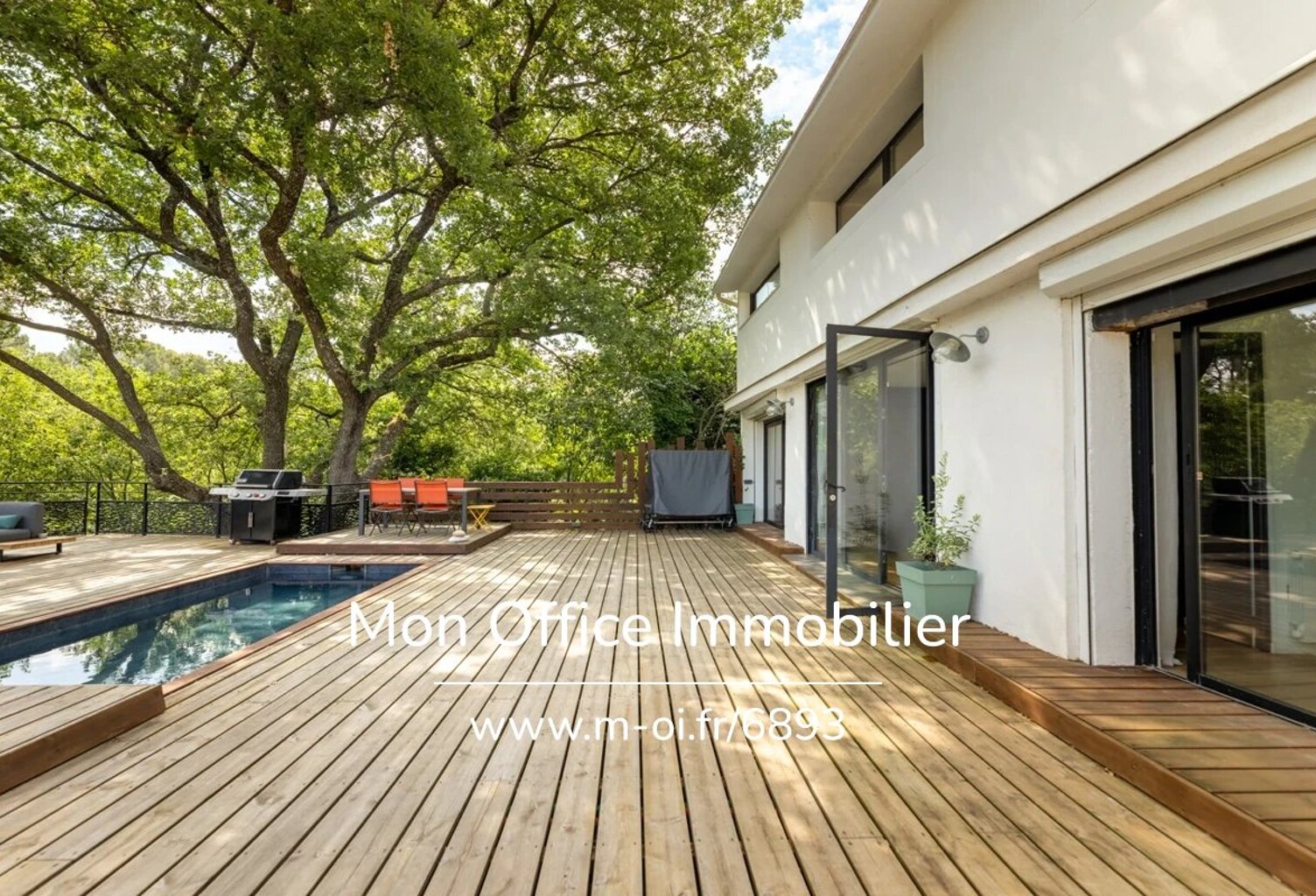 Référence : 6893-YAN. - Appartement 5 pièces + terrasse + piscine — photo 1