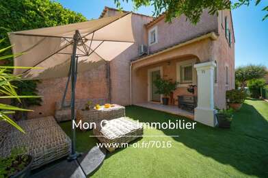 Maison 5 pièces 599000 €