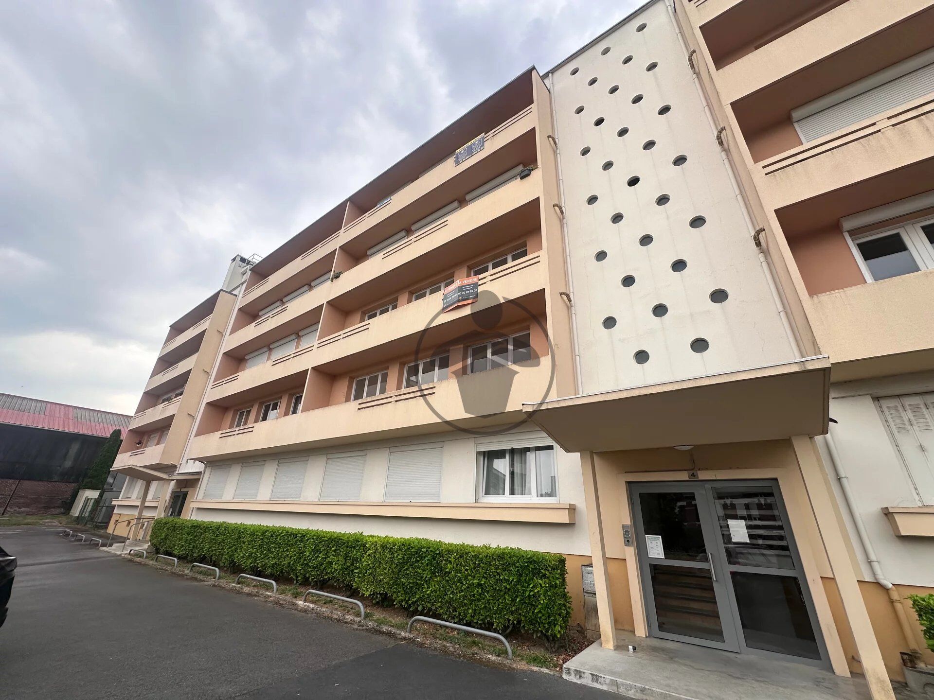 Appartement 4 pièces 66 m² · à Saint-Quentin · 66 m² · 45 000 €